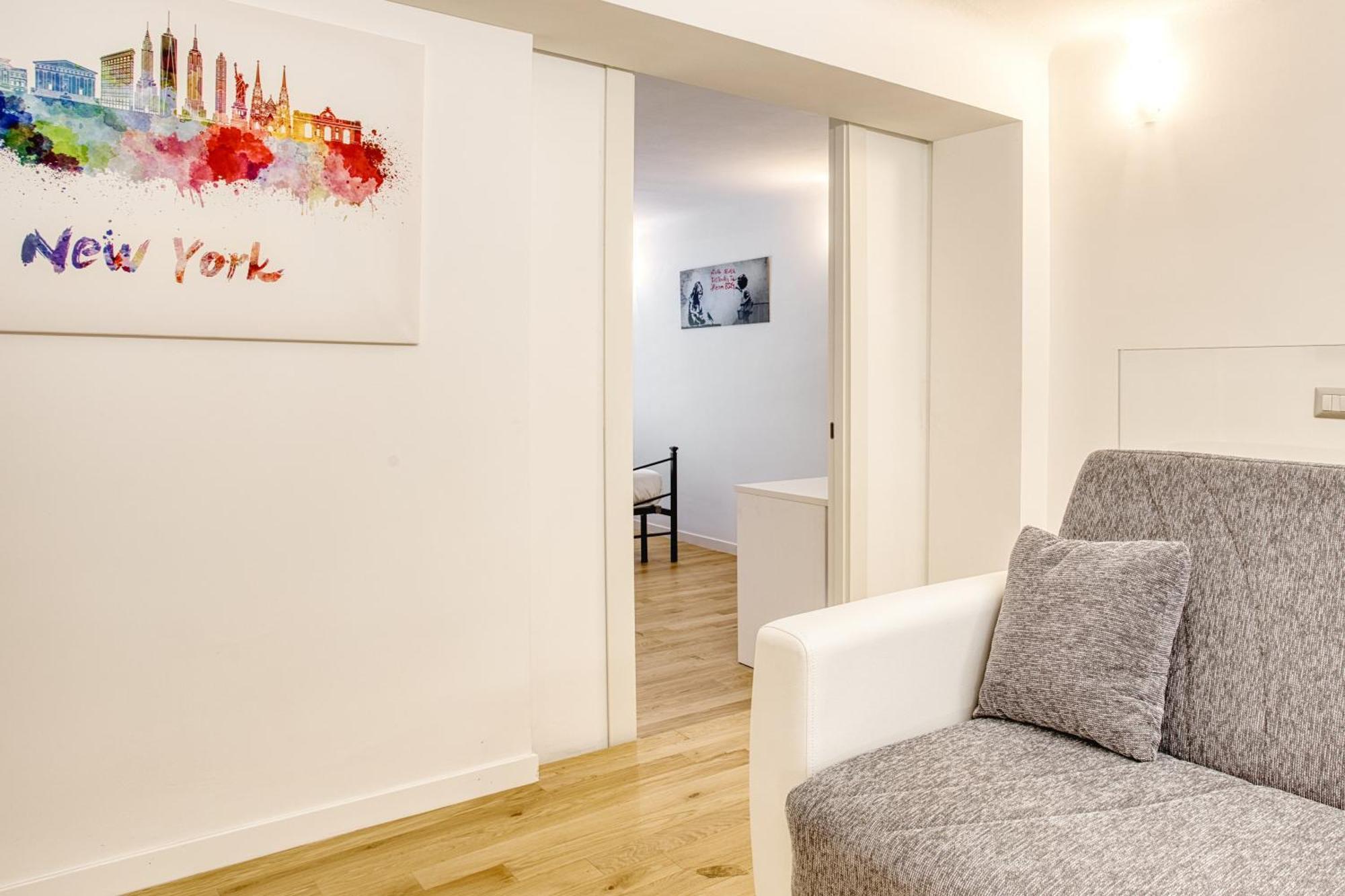 Walk To Navigli - Via Gola - 2 Bedrooms Apt Milano Dış mekan fotoğraf