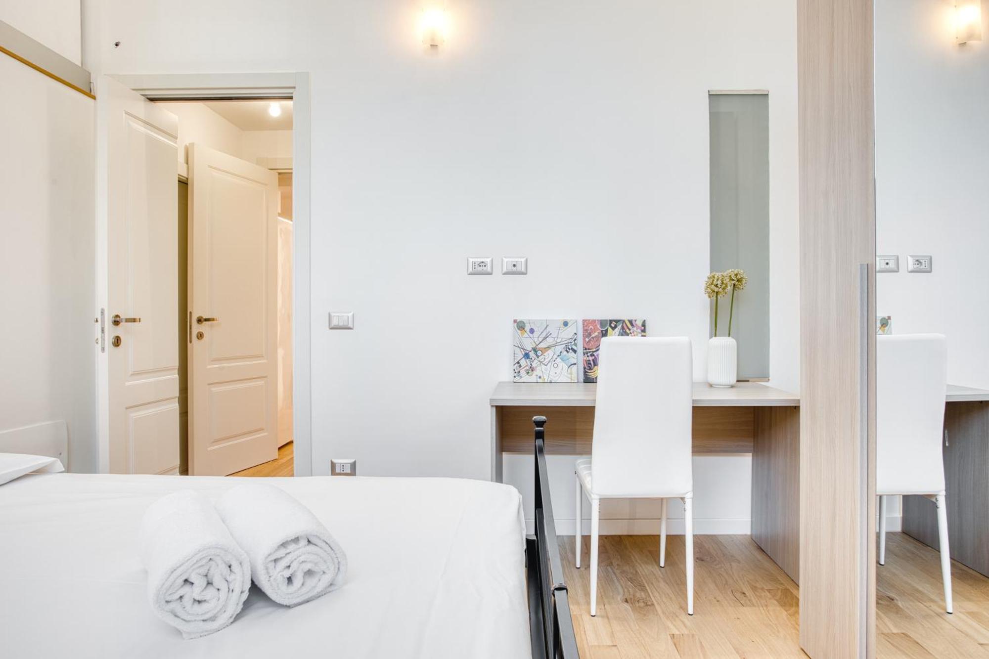 Walk To Navigli - Via Gola - 2 Bedrooms Apt Milano Dış mekan fotoğraf
